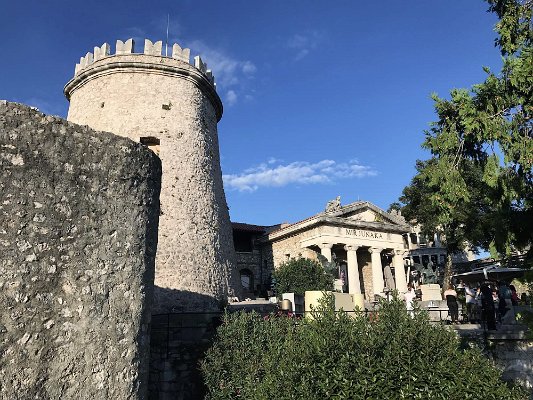 29.Trsatski kaštel (hrad Trsat)